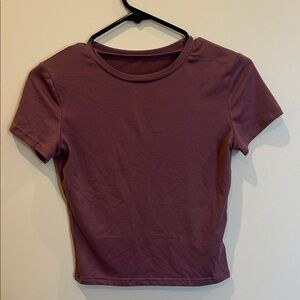 SHEIN Plum Short Sleeve Cropped Tee